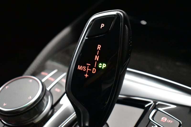 BMW 5シリーズ 530i Mｽﾎﾟｰﾂ ﾊｲﾗｲﾝP 高出力ﾓﾃﾞﾙ 全席ﾋｰﾀｰ付黒革 ｱﾀﾞﾌﾟﾃｨﾌﾞLEDﾍｯﾄﾞﾗｲﾄ 追従ACC Mｽﾎﾟｰﾂﾌﾞﾚｰｷ 19AW 液晶ﾒｰﾀｰ 車線変更警告 ﾀｯﾁﾊﾟﾈﾙ対応iﾄﾞﾗｲﾌﾞﾅﾋﾞﾌﾙｾｸﾞ全周囲ｶﾒﾗ Pｱｼｽﾄ 電動ﾄﾗﾝｸ 2年保証