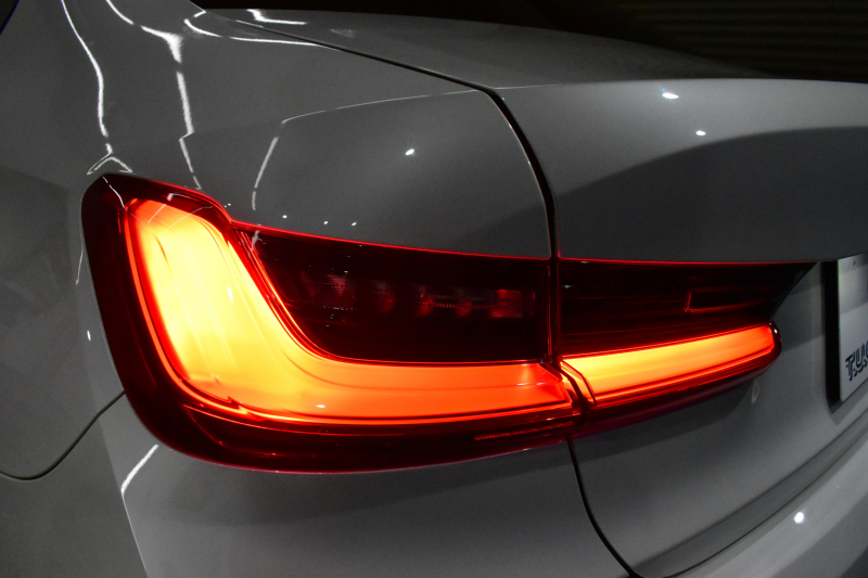 BMW 3シリーズ 330i Mｽﾎﾟｰﾂ 高出力ﾓﾃﾞﾙ 1ｵｰﾅｰ ｲﾉﾍﾞｰｼｮﾝ&ﾌｧｽﾄﾄﾗｯｸ&ｺﾝﾌｫｰﾄP ﾋｰﾀｰ付ｱﾙｶﾝﾀｰﾗｼｰﾄ ACC HUD 19AW 可変Mｻｽ Mｽﾎﾟｰﾂﾃﾞﾌ&ﾌﾞﾚｰｷ ﾚｰｻﾞｰLEDﾗｲﾄ ｼﾞｪｽﾁｬｰC ﾗｲﾌﾞｺｯｸﾋﾟｯﾄ ｱｯﾌﾟﾙｶｰﾌﾟﾚｲ 全周囲ｶﾒﾗ 電動ﾄﾗﾝｸ 2年保証