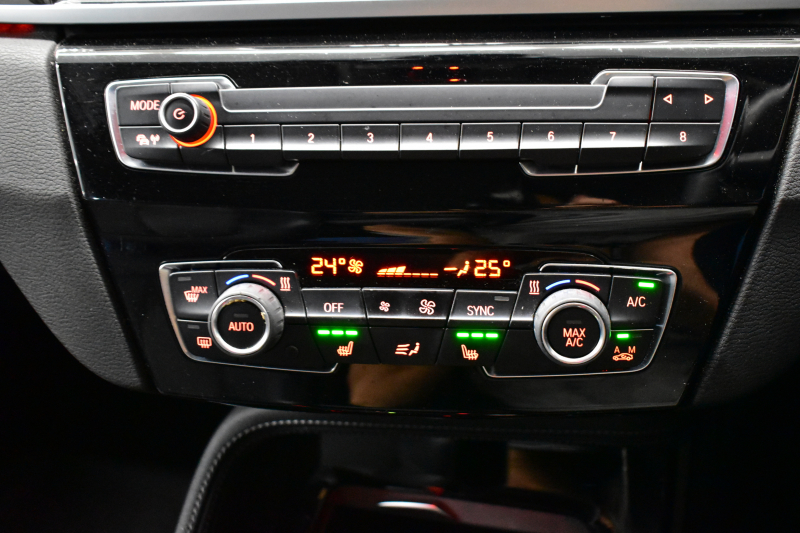 BMW X1 Xﾄﾞﾗｲﾌﾞ18d xﾗｲﾝ 中期ﾓﾃﾞﾙ 4WD ﾋｰﾀｰ付黒革 ｱﾄﾞﾊﾞﾝｽﾄﾞｱｸﾃｨﾌﾞｾｰﾌﾃｨ&ｺﾝﾌｫｰﾄ&ﾊｲﾗｲﾝP 追従ACC HUD 18AW NEWﾃﾞｻﾞｲﾝﾒｰﾀｰ LEDﾍｯﾄﾞﾗｲﾄ ﾀｯﾁﾊﾟﾈﾙHDDﾅﾋﾞBｶﾒﾗ 前後PDC  衝突軽減B 車線逸脱&歩行者警告 電動Rｹﾞｰﾄ ｽﾏｰﾄｷｰ 2年保証