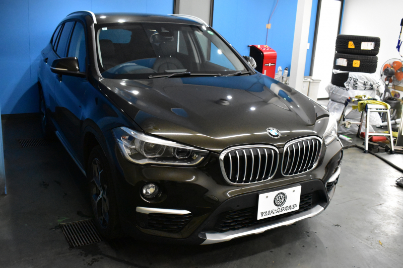 BMW X1 Xﾄﾞﾗｲﾌﾞ18d xﾗｲﾝ 中期ﾓﾃﾞﾙ 4WD ﾋｰﾀｰ付黒革 ｱﾄﾞﾊﾞﾝｽﾄﾞｱｸﾃｨﾌﾞｾｰﾌﾃｨ&ｺﾝﾌｫｰﾄ&ﾊｲﾗｲﾝP 追従ACC HUD 18AW NEWﾃﾞｻﾞｲﾝﾒｰﾀｰ LEDﾍｯﾄﾞﾗｲﾄ ﾀｯﾁﾊﾟﾈﾙHDDﾅﾋﾞBｶﾒﾗ 前後PDC  衝突軽減B 車線逸脱&歩行者警告 電動Rｹﾞｰﾄ ｽﾏｰﾄｷｰ 2年保証
