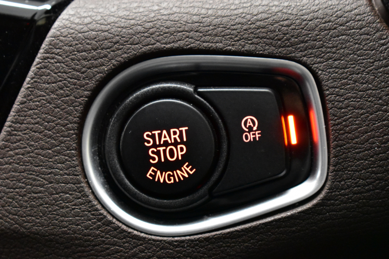 BMW X1 Xﾄﾞﾗｲﾌﾞ18d xﾗｲﾝ 中期ﾓﾃﾞﾙ 4WD ﾋｰﾀｰ付茶革 ｱﾄﾞﾊﾞﾝｽﾄﾞｱｸﾃｨﾌﾞｾｰﾌﾃｨ&ｺﾝﾌｫｰﾄ&ﾊｲﾗｲﾝP 追従ACC HUD 19AW NEWﾃﾞｻﾞｲﾝﾒｰﾀｰ LEDﾍｯﾄﾞﾗｲﾄ ﾀｯﾁﾊﾟﾈﾙHDDﾅﾋﾞBｶﾒﾗ 前後PDC  衝突軽減B 車線逸脱&歩行者警告 電動Rｹﾞｰﾄ ｽﾏｰﾄｷｰ 2年保証