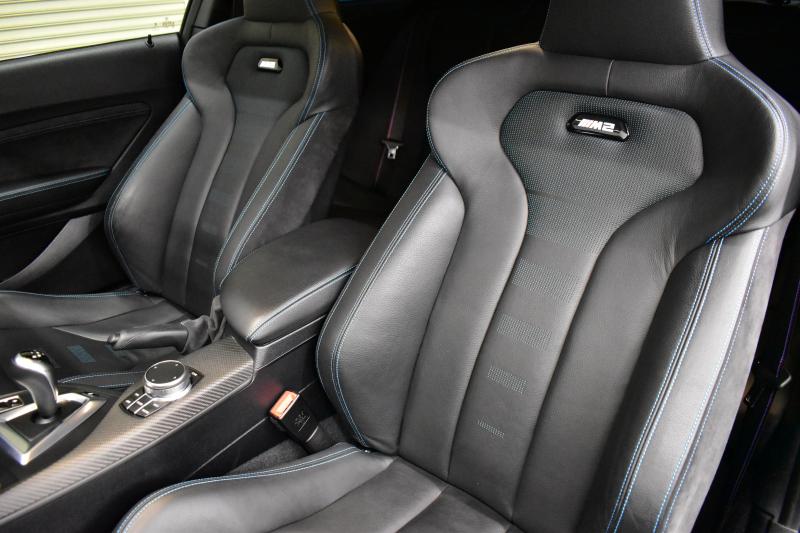 BMW Mシリーズ M2 ｺﾝﾍﾟﾃｨｼｮﾝ MDCT 7速DCT LCI後期  ﾊｰﾏﾝｶｰﾄﾞﾝ 専用410馬力ｴﾝｼﾞﾝ LEDﾍｯﾄﾞﾗｲﾄ&ﾃｰﾙ ﾋｰﾀｰ付黒革 ｶｰﾎﾞﾝﾘﾔﾃﾞｨﾌｭｰｻﾞｰ ﾀｯﾁﾊﾟﾈﾙHDDﾅﾋﾞBｶﾒﾗ 19AW 衝突軽減ﾌﾞﾚｰｷ 車線逸脱＆歩行者警告  Mｼｰﾄﾍﾞﾙﾄ 2年保証