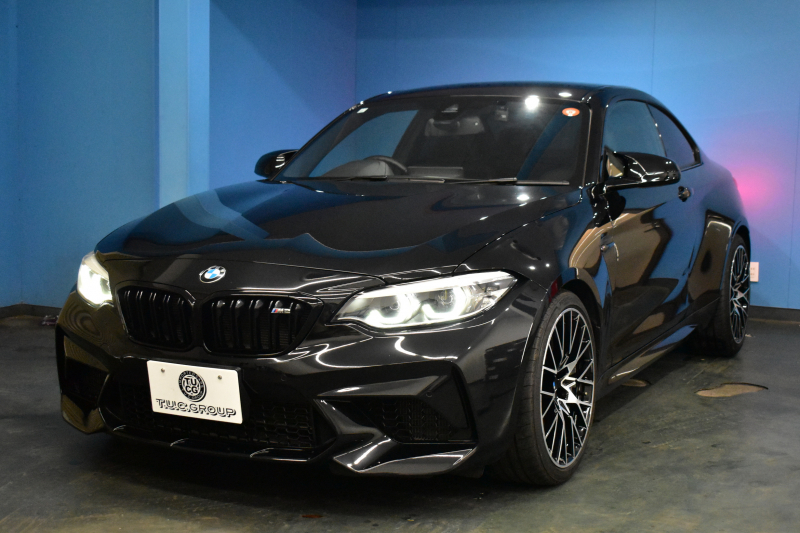 BMW Mシリーズ M2 ｺﾝﾍﾟﾃｨｼｮﾝ MDCT 7速DCT LCI後期  ﾊｰﾏﾝｶｰﾄﾞﾝ 専用410馬力ｴﾝｼﾞﾝ LEDﾍｯﾄﾞﾗｲﾄ&ﾃｰﾙ ﾋｰﾀｰ付黒革 ｶｰﾎﾞﾝﾘﾔﾃﾞｨﾌｭｰｻﾞｰ ﾀｯﾁﾊﾟﾈﾙHDDﾅﾋﾞBｶﾒﾗ 19AW 衝突軽減ﾌﾞﾚｰｷ 車線逸脱＆歩行者警告  Mｼｰﾄﾍﾞﾙﾄ 2年保証
