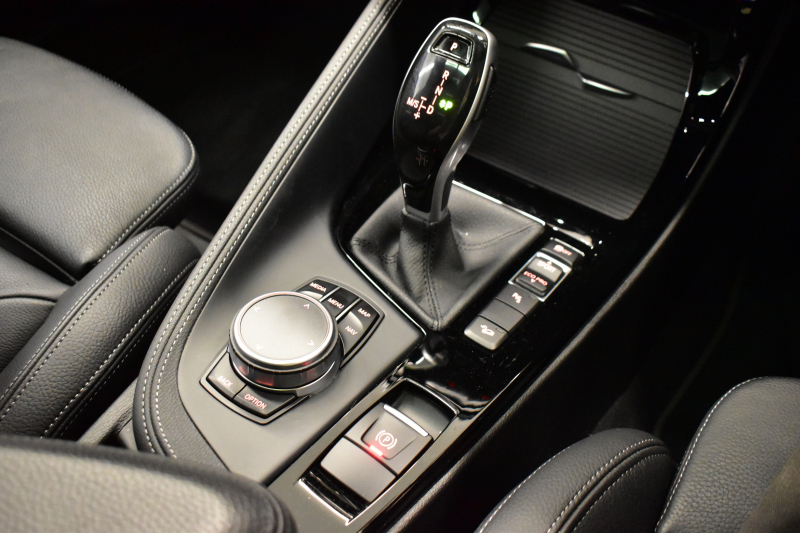 BMW X2 M35i 4WD ｾﾚｸﾄ&ｱﾄﾞﾊﾞﾝｽﾄﾞｱｸﾃｨﾌﾞｾｰﾌﾃｨ-&ｺﾝﾌｫｰﾄP ﾊﾟﾉﾗﾏｻﾝﾙｰﾌ ﾋｰﾀｰ付電動黒革 3DﾃﾞｻﾞｲﾝFﾘｯﾌﾟ 20AW LEDﾍｯﾄﾞﾗｲﾄ 追従ACC HUD ﾀｯﾁﾊﾟﾈﾙﾅﾋﾞBｶﾒﾗ ｶｰﾎﾞﾝ調ﾄﾗﾝｸ&ﾘｱｽﾎﾟｲﾗｰ 衝突軽減B 車線逸脱&歩行者警告 電動Rｹﾞｰﾄ 2年保証