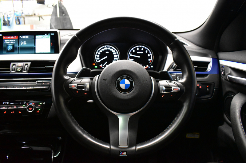 BMW X2 M35i 4WD ｾﾚｸﾄ&ｱﾄﾞﾊﾞﾝｽﾄﾞｱｸﾃｨﾌﾞｾｰﾌﾃｨ-&ｺﾝﾌｫｰﾄP ﾊﾟﾉﾗﾏｻﾝﾙｰﾌ ﾋｰﾀｰ付電動黒革 3DﾃﾞｻﾞｲﾝFﾘｯﾌﾟ 20AW LEDﾍｯﾄﾞﾗｲﾄ 追従ACC HUD ﾀｯﾁﾊﾟﾈﾙﾅﾋﾞBｶﾒﾗ ｶｰﾎﾞﾝ調ﾄﾗﾝｸ&ﾘｱｽﾎﾟｲﾗｰ 衝突軽減B 車線逸脱&歩行者警告 電動Rｹﾞｰﾄ 2年保証