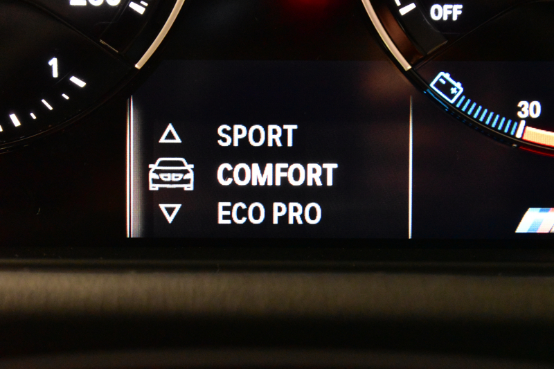 BMW X2 M35i 4WD ｾﾚｸﾄ&ｱﾄﾞﾊﾞﾝｽﾄﾞｱｸﾃｨﾌﾞｾｰﾌﾃｨ-&ｺﾝﾌｫｰﾄP ﾊﾟﾉﾗﾏｻﾝﾙｰﾌ ﾋｰﾀｰ付電動黒革 3DﾃﾞｻﾞｲﾝFﾘｯﾌﾟ 20AW LEDﾍｯﾄﾞﾗｲﾄ 追従ACC HUD ﾀｯﾁﾊﾟﾈﾙﾅﾋﾞBｶﾒﾗ ｶｰﾎﾞﾝ調ﾄﾗﾝｸ&ﾘｱｽﾎﾟｲﾗｰ 衝突軽減B 車線逸脱&歩行者警告 電動Rｹﾞｰﾄ 2年保証