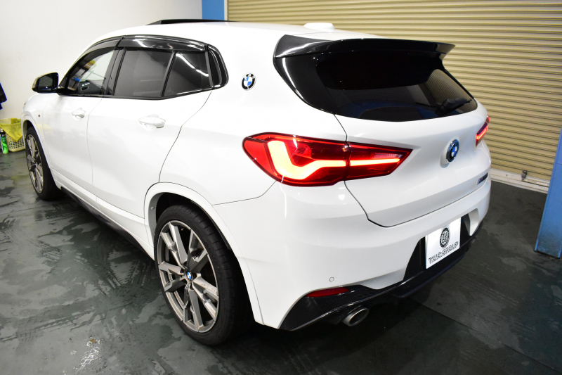 BMW X2 M35i 4WD ｾﾚｸﾄ&ｱﾄﾞﾊﾞﾝｽﾄﾞｱｸﾃｨﾌﾞｾｰﾌﾃｨ-&ｺﾝﾌｫｰﾄP ﾊﾟﾉﾗﾏｻﾝﾙｰﾌ ﾋｰﾀｰ付電動黒革 3DﾃﾞｻﾞｲﾝFﾘｯﾌﾟ 20AW LEDﾍｯﾄﾞﾗｲﾄ 追従ACC HUD ﾀｯﾁﾊﾟﾈﾙﾅﾋﾞBｶﾒﾗ ｶｰﾎﾞﾝ調ﾄﾗﾝｸ&ﾘｱｽﾎﾟｲﾗｰ 衝突軽減B 車線逸脱&歩行者警告 電動Rｹﾞｰﾄ 2年保証