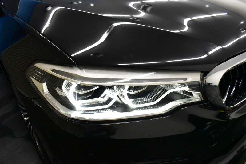 BMW 5シリーズ 523d Mｽﾎﾟｰﾂ ﾃﾞﾋﾞｭｰ&ﾊｲﾗｲﾝP 全席ﾋｰﾀｰ付黒革 HUD LEDﾍｯﾄﾞﾗｲﾄ 追従ACC ｿﾌﾄｸﾛｰｽﾞﾄﾞｱ 液晶ﾒｰﾀｰ ｼﾞｪｽﾁｬ-C付ﾀｯﾁﾊﾟﾈﾙ対応iﾄﾞﾗｲﾌﾞHDDﾅﾋﾞﾌﾙｾｸﾞ 全周囲ｶﾒﾗ3Dﾋﾞｭｰ 車線変更&逸脱警告 衝突軽減ﾌﾞﾚｰｷ 電動ﾄﾗﾝｸ 2年保証