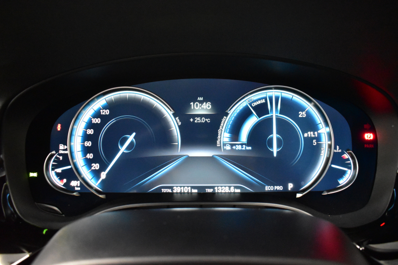 BMW 5シリーズ 523d Mｽﾎﾟｰﾂ ﾃﾞﾋﾞｭｰ&ﾊｲﾗｲﾝP 全席ﾋｰﾀｰ付黒革 HUD LEDﾍｯﾄﾞﾗｲﾄ 追従ACC ｿﾌﾄｸﾛｰｽﾞﾄﾞｱ 液晶ﾒｰﾀｰ ｼﾞｪｽﾁｬ-C付ﾀｯﾁﾊﾟﾈﾙ対応iﾄﾞﾗｲﾌﾞHDDﾅﾋﾞﾌﾙｾｸﾞ 全周囲ｶﾒﾗ3Dﾋﾞｭｰ 車線変更&逸脱警告 衝突軽減ﾌﾞﾚｰｷ 電動ﾄﾗﾝｸ 2年保証