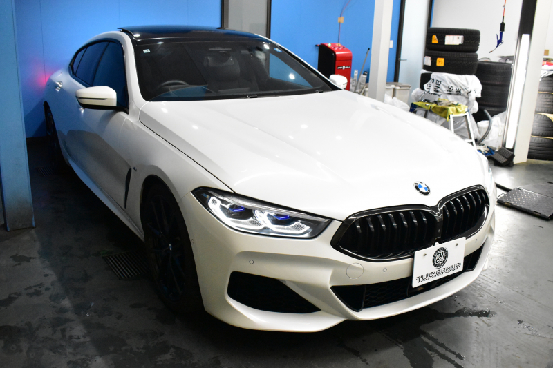BMW 8シリーズ 840i ｸﾞﾗﾝｸｰﾍﾟ Mｽﾎﾟｰﾂ ﾊﾟﾉﾗﾏｶﾞﾗｽｻﾝR MﾃｸﾆｯｸｽﾎﾟｰﾂP 20AW Mｽﾎﾟｰﾂﾌﾞﾚｰｷ&ﾃﾞﾌ &ｼｰﾄﾍﾞﾙﾄ  ﾚｰｻﾞｰLED ACC HUD  全席ﾋｰﾀｰ付黒革 前席ﾍﾞﾝﾁﾚｰｼｮﾝ ﾊｰﾏﾝｶｰﾄﾞﾝ ﾋﾟｱﾉﾌﾞﾗｯｸｲﾝﾃﾘｱ ﾗｲﾌﾞｺｯｸﾋﾟｯﾄ ｼﾞｪｽﾁｬｰC対応 2年保証