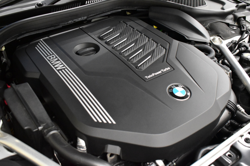 BMW 8シリーズ 840i ｸﾞﾗﾝｸｰﾍﾟ Mｽﾎﾟｰﾂ ﾊﾟﾉﾗﾏｶﾞﾗｽｻﾝR MﾃｸﾆｯｸｽﾎﾟｰﾂP 20AW Mｽﾎﾟｰﾂﾌﾞﾚｰｷ&ﾃﾞﾌ &ｼｰﾄﾍﾞﾙﾄ  ﾚｰｻﾞｰLED ACC HUD  全席ﾋｰﾀｰ付黒革 前席ﾍﾞﾝﾁﾚｰｼｮﾝ ﾊｰﾏﾝｶｰﾄﾞﾝ ﾋﾟｱﾉﾌﾞﾗｯｸｲﾝﾃﾘｱ ﾗｲﾌﾞｺｯｸﾋﾟｯﾄ ｼﾞｪｽﾁｬｰC対応 2年保証