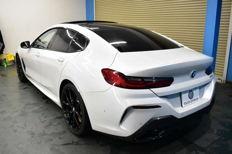 BMW 8シリーズ 840i ｸﾞﾗﾝｸｰﾍﾟ Mｽﾎﾟｰﾂ ﾊﾟﾉﾗﾏｶﾞﾗｽｻﾝR MﾃｸﾆｯｸｽﾎﾟｰﾂP 20AW Mｽﾎﾟｰﾂﾌﾞﾚｰｷ&ﾃﾞﾌ &ｼｰﾄﾍﾞﾙﾄ  ﾚｰｻﾞｰLED ACC HUD  全席ﾋｰﾀｰ付黒革 前席ﾍﾞﾝﾁﾚｰｼｮﾝ ﾊｰﾏﾝｶｰﾄﾞﾝ ﾋﾟｱﾉﾌﾞﾗｯｸｲﾝﾃﾘｱ ﾗｲﾌﾞｺｯｸﾋﾟｯﾄ ｼﾞｪｽﾁｬｰC対応 2年保証