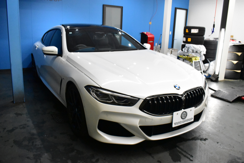 BMW 8シリーズ 840i ｸﾞﾗﾝｸｰﾍﾟ Mｽﾎﾟｰﾂ ﾊﾟﾉﾗﾏｶﾞﾗｽｻﾝR MﾃｸﾆｯｸｽﾎﾟｰﾂP 20AW Mｽﾎﾟｰﾂﾌﾞﾚｰｷ&ﾃﾞﾌ &ｼｰﾄﾍﾞﾙﾄ  ﾚｰｻﾞｰLED ACC HUD  全席ﾋｰﾀｰ付黒革 前席ﾍﾞﾝﾁﾚｰｼｮﾝ ﾊｰﾏﾝｶｰﾄﾞﾝ ﾋﾟｱﾉﾌﾞﾗｯｸｲﾝﾃﾘｱ ﾗｲﾌﾞｺｯｸﾋﾟｯﾄ ｼﾞｪｽﾁｬｰC対応 2年保証