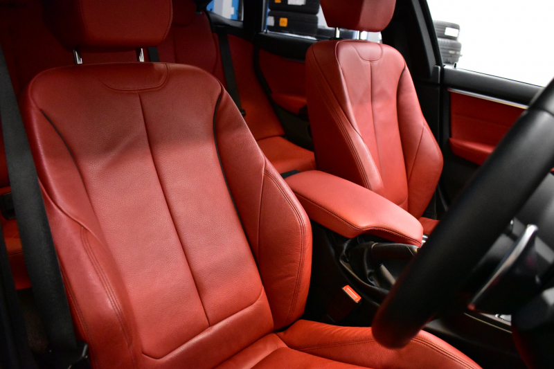 BMW 4シリーズ 420iｸﾞﾗﾝｸｰﾍﾟ Mｽﾎﾟｰﾂ LCI後期 ﾋｰﾀｰ付赤革 ﾌｧｽﾄﾄﾗｯｸP 追従ACC 可変Mｻｽ 19AW Mﾊﾟﾌｫｰﾏﾝｽﾌﾞﾚｰｷ 液晶ﾒｰﾀｰ ﾍｷｻｺﾞﾅﾙLEDﾍｯﾄﾞﾗｲﾄ&ﾃｰﾙ 車線変更&逸脱&歩行者警告 衝突軽減B  ﾀｯﾁﾊﾟﾈﾙ付iﾄﾞﾗｲﾌﾞHDDﾅﾋﾞBｶﾒﾗ 電動ﾘｱｹﾞｰﾄ 2年保証