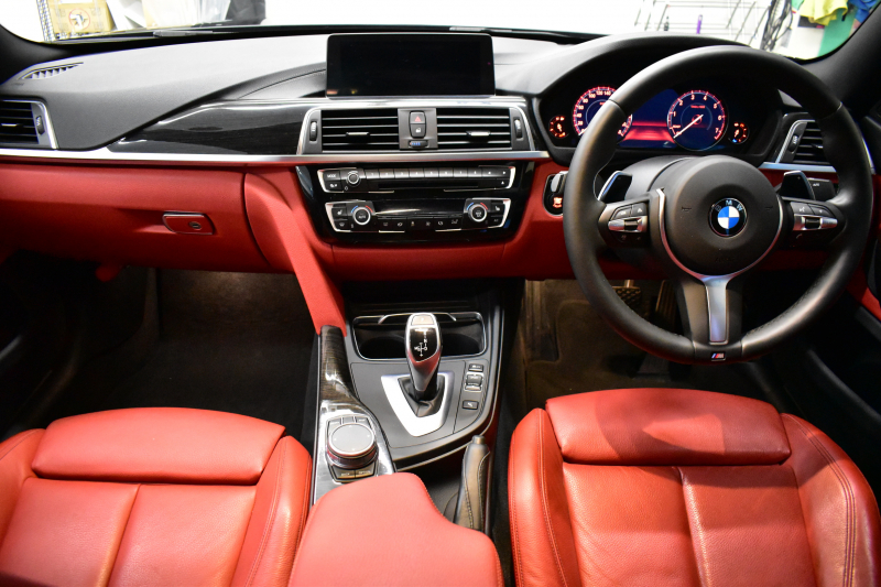 BMW 4シリーズ 420iｸﾞﾗﾝｸｰﾍﾟ Mｽﾎﾟｰﾂ LCI後期 ﾋｰﾀｰ付赤革 ﾌｧｽﾄﾄﾗｯｸP 追従ACC 可変Mｻｽ 19AW Mﾊﾟﾌｫｰﾏﾝｽﾌﾞﾚｰｷ 液晶ﾒｰﾀｰ ﾍｷｻｺﾞﾅﾙLEDﾍｯﾄﾞﾗｲﾄ&ﾃｰﾙ 車線変更&逸脱&歩行者警告 衝突軽減B  ﾀｯﾁﾊﾟﾈﾙ付iﾄﾞﾗｲﾌﾞHDDﾅﾋﾞBｶﾒﾗ 電動ﾘｱｹﾞｰﾄ 2年保証