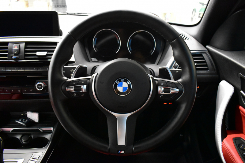 BMW 2シリーズ M240iｸｰﾍﾟ LCI後期 直6ﾀｰﾎﾞ 340馬力 1ｵｰﾅｰ 追従ACC LEDﾍｯﾄﾞﾗｲﾄ ﾋｰﾀｰ付赤革 ﾀｯﾁﾊﾟﾈﾙiﾄﾞﾗｲﾌﾞHDDﾅﾋﾞ Bｶﾒﾗ 前後PDC Pｱｼｽﾄ 可変Mｻｽ 大型ﾌﾞﾚｰｷｼｽﾃﾑ 車線逸脱&歩行者警告 衝突軽減ﾌﾞﾚｰｷ 18AW ﾊﾟﾄﾞﾙｼﾌﾄ 2年保証