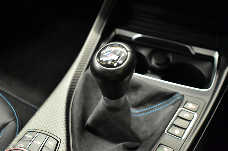 BMW Mシリーズ M2 ｺﾝﾍﾟﾃｨｼｮﾝ LCI後期 6MT 専用410馬力ｴﾝｼﾞﾝ LEDﾍｯﾄﾞﾗｲﾄ&ﾃｰﾙ ﾋｰﾀｰ付黒革 ﾀｯﾁﾊﾟﾈﾙHDDﾅﾋﾞBｶﾒﾗ IDING POWER19AW&ﾌﾞﾚｰｷﾛｰﾀｰ 社外ﾘｯﾌﾟ&ﾄﾗﾝｸｽﾎﾟｲﾗｰ Mｽﾎﾟｰﾂﾌﾞﾚｰｷ 衝突軽減ﾌﾞﾚｰｷ 車線逸脱＆歩行者警告 Mｼｰﾄﾍﾞﾙﾄ 2年保証