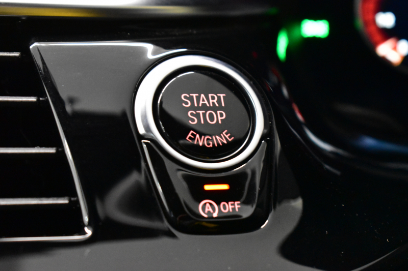 BMW 5シリーズ 523i Mｽﾎﾟｰﾂ ﾊｲﾗｲﾝP ｱﾀﾞﾌﾟﾃｨﾌﾞLEDﾍｯﾄﾞﾗｲﾄ 全席ﾋｰﾀｰ付黒革 追従ACC HUD ｼﾞｪｽﾁｬｰC付ﾀｯﾁﾊﾟﾈﾙHDDﾅﾋﾞ全周囲ｶﾒﾗ ﾜｲﾔﾚｽ充電 車線変更&逸脱&歩行者警告 Pｱｼｽﾄ 液晶ﾒｰﾀｰ 19AW 2年保証