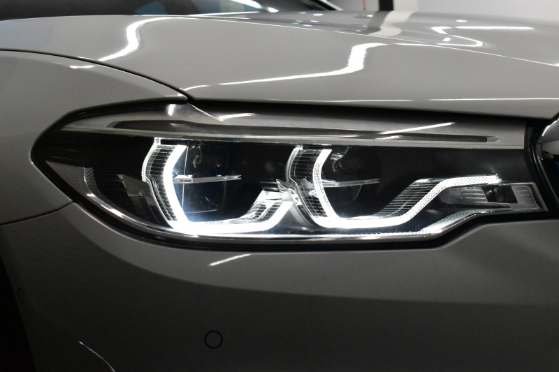 BMW 5シリーズ 523i Mｽﾎﾟｰﾂ ﾊｲﾗｲﾝP ｱﾀﾞﾌﾟﾃｨﾌﾞLEDﾍｯﾄﾞﾗｲﾄ 全席ﾋｰﾀｰ付黒革 追従ACC HUD ｼﾞｪｽﾁｬｰC付ﾀｯﾁﾊﾟﾈﾙHDDﾅﾋﾞ全周囲ｶﾒﾗ ﾜｲﾔﾚｽ充電 車線変更&逸脱&歩行者警告 Pｱｼｽﾄ 液晶ﾒｰﾀｰ 19AW 2年保証