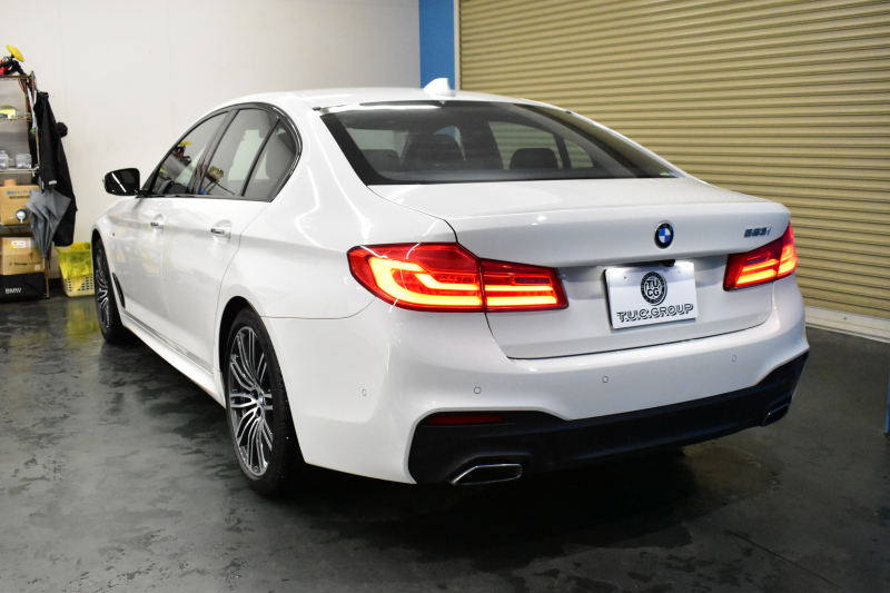 BMW 5シリーズ 523i Mｽﾎﾟｰﾂ ﾊｲﾗｲﾝP ｱﾀﾞﾌﾟﾃｨﾌﾞLEDﾍｯﾄﾞﾗｲﾄ 全席ﾋｰﾀｰ付黒革 追従ACC HUD ｼﾞｪｽﾁｬｰC付ﾀｯﾁﾊﾟﾈﾙHDDﾅﾋﾞ全周囲ｶﾒﾗ ﾜｲﾔﾚｽ充電 車線変更&逸脱&歩行者警告 Pｱｼｽﾄ 液晶ﾒｰﾀｰ 19AW 2年保証