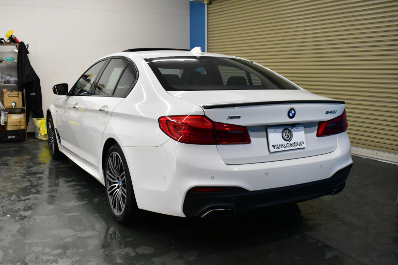 BMW 5シリーズ 540i Xﾄﾞﾗｲﾌﾞ Mｽﾎﾟｰﾂ 4WD ｺﾝﾌｫｰﾄ&ﾊｲﾗｲﾝP ｻﾝﾙｰﾌ 前席ｺﾝﾌｫｰﾄｼｰﾄ 前席ﾏｯｻｰｼﾞ&ﾍﾞﾝﾁﾚｰﾀｰ 全席ﾋｰﾀｰ付黒革 CPMｽﾄﾗｯﾄﾌﾞﾚｰｽ&ﾛｱﾚｲﾝﾌｫｰｽ 可変ｻｽ Mｽﾎﾟｰﾂﾌﾞﾚｰｷ LEDﾍｯﾄﾞﾗｲﾄ ACC HUD LCW  4ｿﾞｰﾝAC 全周囲ｶﾒﾗ  電動ﾄﾗﾝｸ 2年保証