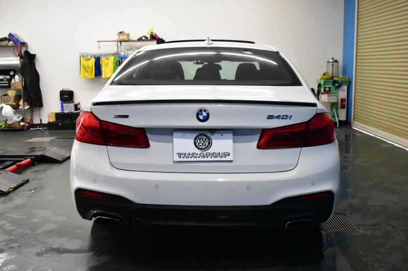 BMW 5シリーズ 540i Xﾄﾞﾗｲﾌﾞ Mｽﾎﾟｰﾂ 4WD ｺﾝﾌｫｰﾄ&ﾊｲﾗｲﾝP ｻﾝﾙｰﾌ 前席ｺﾝﾌｫｰﾄｼｰﾄ 前席ﾏｯｻｰｼﾞ&ﾍﾞﾝﾁﾚｰﾀｰ 全席ﾋｰﾀｰ付黒革 CPMｽﾄﾗｯﾄﾌﾞﾚｰｽ&ﾛｱﾚｲﾝﾌｫｰｽ 可変ｻｽ Mｽﾎﾟｰﾂﾌﾞﾚｰｷ LEDﾍｯﾄﾞﾗｲﾄ ACC HUD LCW  4ｿﾞｰﾝAC 全周囲ｶﾒﾗ  電動ﾄﾗﾝｸ 2年保証