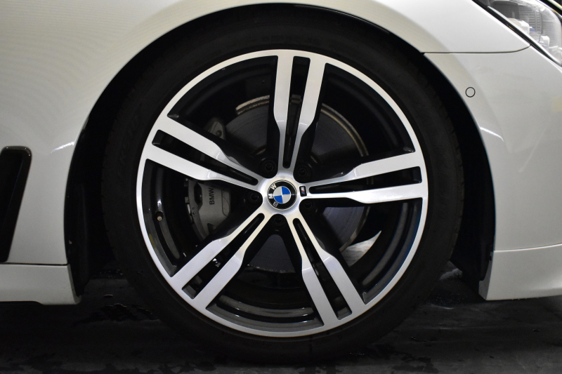 BMW 7シリーズ 740i Mｽﾎﾟｰﾂ ﾘｱｺﾝﾌｫｰﾄP 後席ﾓﾆﾀｰ ｻﾝR 3Dﾃﾞｻﾞｲﾝ製Fﾘｯﾌﾟ ｱﾙﾋﾟﾅﾒｰﾀｰ BMWﾚｰｻﾞｰLED 前席ﾏｯｻｰｼﾞ 全席ﾋｰﾀｰ&ﾍﾞﾝﾁﾚｰｼｮﾝ茶革 ACC HUD ﾊｰﾏﾝｶｰﾄﾞﾝ ｼﾞｪｽﾁｬｰCﾀｯﾁﾊﾟﾈﾙﾅﾋﾞ 液晶ﾒｰﾀｰ 20AW ﾃﾞｨｽﾌﾟﾚｲｷｰ 2年保証