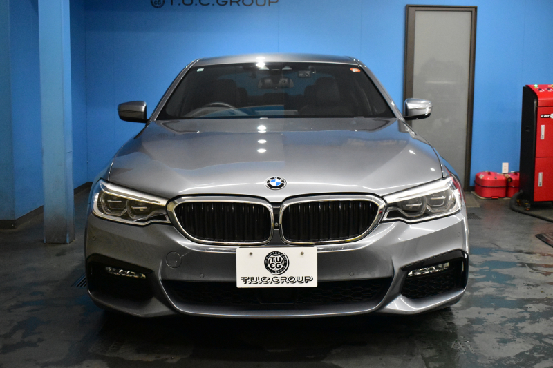 BMW 5シリーズ 523i Mｽﾎﾟｰﾂ ﾊｲﾗｲﾝP 全席ﾋｰﾀｰ付黒革 追従ACC HUD LEDﾍｯﾄﾞﾗｲﾄ  ｼﾞｪｽﾁｬｰC付ﾀｯﾁﾊﾟﾈﾙHDDﾅﾋﾞ全周囲ｶﾒﾗ ﾜｲﾔﾚｽ充電 車線変更&逸脱&歩行者警告 Pｱｼｽﾄ 液晶ﾒｰﾀｰ 19AW 2年保証