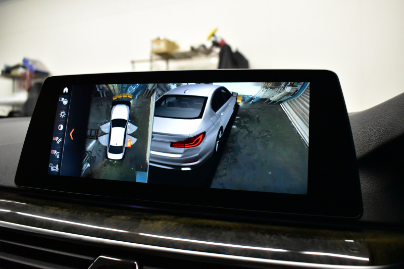 BMW 5シリーズ 523i Mｽﾎﾟｰﾂ ﾊｲﾗｲﾝP 全席ﾋｰﾀｰ付黒革 追従ACC HUD LEDﾍｯﾄﾞﾗｲﾄ  ｼﾞｪｽﾁｬｰC付ﾀｯﾁﾊﾟﾈﾙHDDﾅﾋﾞ全周囲ｶﾒﾗ ﾜｲﾔﾚｽ充電 車線変更&逸脱&歩行者警告 Pｱｼｽﾄ 液晶ﾒｰﾀｰ 19AW 2年保証