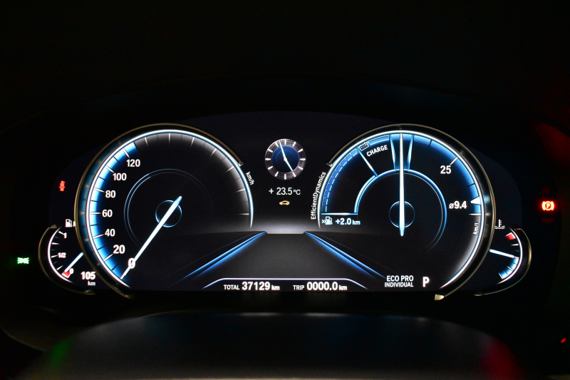 BMW 5シリーズ 523i Mｽﾎﾟｰﾂ ﾊｲﾗｲﾝP 全席ﾋｰﾀｰ付黒革 追従ACC HUD LEDﾍｯﾄﾞﾗｲﾄ  ｼﾞｪｽﾁｬｰC付ﾀｯﾁﾊﾟﾈﾙHDDﾅﾋﾞ全周囲ｶﾒﾗ ﾜｲﾔﾚｽ充電 車線変更&逸脱&歩行者警告 Pｱｼｽﾄ 液晶ﾒｰﾀｰ 19AW 2年保証