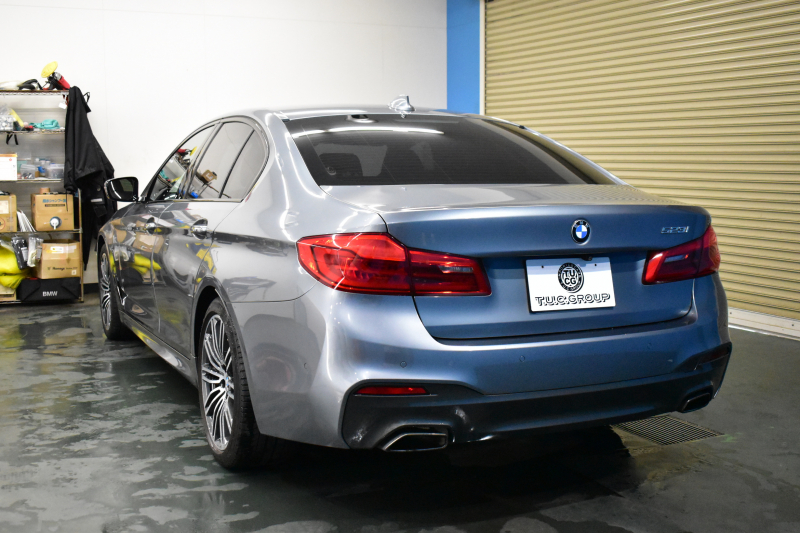 BMW 5シリーズ 523i Mｽﾎﾟｰﾂ ﾊｲﾗｲﾝP 全席ﾋｰﾀｰ付黒革 追従ACC HUD LEDﾍｯﾄﾞﾗｲﾄ  ｼﾞｪｽﾁｬｰC付ﾀｯﾁﾊﾟﾈﾙHDDﾅﾋﾞ全周囲ｶﾒﾗ ﾜｲﾔﾚｽ充電 車線変更&逸脱&歩行者警告 Pｱｼｽﾄ 液晶ﾒｰﾀｰ 19AW 2年保証