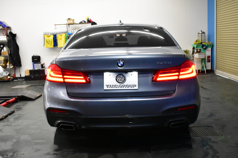 BMW 5シリーズ 523i Mｽﾎﾟｰﾂ ﾊｲﾗｲﾝP 全席ﾋｰﾀｰ付黒革 追従ACC HUD LEDﾍｯﾄﾞﾗｲﾄ  ｼﾞｪｽﾁｬｰC付ﾀｯﾁﾊﾟﾈﾙHDDﾅﾋﾞ全周囲ｶﾒﾗ ﾜｲﾔﾚｽ充電 車線変更&逸脱&歩行者警告 Pｱｼｽﾄ 液晶ﾒｰﾀｰ 19AW 2年保証