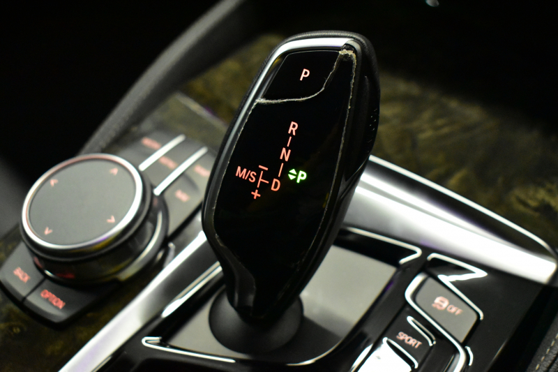 BMW 5シリーズ 523iﾂｰﾘﾝｸﾞ Mｽﾎﾟｰﾂ ｲﾉﾍﾞｰｼｮﾝ&ﾊｲﾗｲﾝP 全席ﾋｰﾀｰ付黒革 追従ACC HUD LCW ｱﾀﾞﾌﾟﾃｨﾌﾞLEDﾍｯﾄﾞﾗｲﾄ ﾜｲﾔﾚｽ充電ﾄﾚｲ ｼﾞｪｽﾁｬｰC付ﾀｯﾁﾊﾟﾈﾙHDDﾅﾋﾞ 全周囲ｶﾒﾗ3Dﾋﾞｭｰ Pｱｼｽﾄ 液晶ﾒｰﾀｰ  19AW ﾃﾞｨｽﾌﾟﾚｲｷｰ 1ｵｰﾅｰ 2年保証
