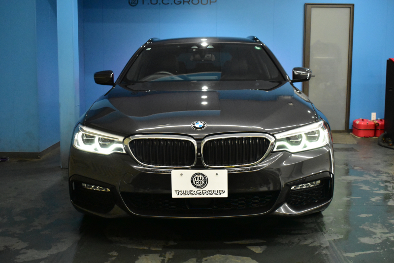BMW 5シリーズ 523iﾂｰﾘﾝｸﾞ Mｽﾎﾟｰﾂ ｲﾉﾍﾞｰｼｮﾝ&ﾊｲﾗｲﾝP 全席ﾋｰﾀｰ付黒革 追従ACC HUD LCW ｱﾀﾞﾌﾟﾃｨﾌﾞLEDﾍｯﾄﾞﾗｲﾄ ﾜｲﾔﾚｽ充電ﾄﾚｲ ｼﾞｪｽﾁｬｰC付ﾀｯﾁﾊﾟﾈﾙHDDﾅﾋﾞ 全周囲ｶﾒﾗ3Dﾋﾞｭｰ Pｱｼｽﾄ 液晶ﾒｰﾀｰ  19AW ﾃﾞｨｽﾌﾟﾚｲｷｰ 1ｵｰﾅｰ 2年保証