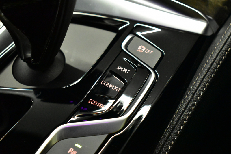 BMW 5シリーズ 523iﾂｰﾘﾝｸﾞ Mｽﾎﾟｰﾂ ｲﾉﾍﾞｰｼｮﾝ&ﾊｲﾗｲﾝP 全席ﾋｰﾀｰ付黒革 追従ACC HUD LCW ｱﾀﾞﾌﾟﾃｨﾌﾞLEDﾍｯﾄﾞﾗｲﾄ ﾜｲﾔﾚｽ充電ﾄﾚｲ ｼﾞｪｽﾁｬｰC付ﾀｯﾁﾊﾟﾈﾙHDDﾅﾋﾞ 全周囲ｶﾒﾗ3Dﾋﾞｭｰ Pｱｼｽﾄ 液晶ﾒｰﾀｰ  19AW ﾃﾞｨｽﾌﾟﾚｲｷｰ 1ｵｰﾅｰ 2年保証