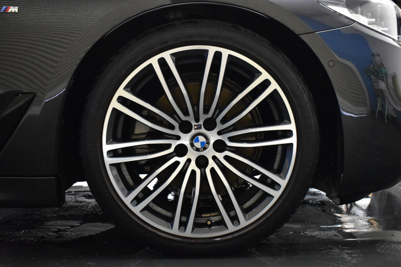 BMW 5シリーズ 523iﾂｰﾘﾝｸﾞ Mｽﾎﾟｰﾂ ｲﾉﾍﾞｰｼｮﾝ&ﾊｲﾗｲﾝP 全席ﾋｰﾀｰ付黒革 追従ACC HUD LCW ｱﾀﾞﾌﾟﾃｨﾌﾞLEDﾍｯﾄﾞﾗｲﾄ ﾜｲﾔﾚｽ充電ﾄﾚｲ ｼﾞｪｽﾁｬｰC付ﾀｯﾁﾊﾟﾈﾙHDDﾅﾋﾞ 全周囲ｶﾒﾗ3Dﾋﾞｭｰ Pｱｼｽﾄ 液晶ﾒｰﾀｰ  19AW ﾃﾞｨｽﾌﾟﾚｲｷｰ 1ｵｰﾅｰ 2年保証