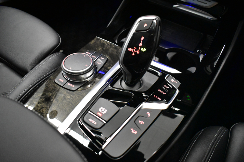BMW X3 M40d ﾊｲﾗｲﾝP 326馬力 ﾊﾟﾉﾗﾏｻﾝﾙｰﾌ 全席ﾋｰﾀｰ付黒革 21AW 追従ACC HUD Mｽﾎﾟｰﾂﾌﾞﾚｰｷ&ﾃﾞﾌ ﾀｯﾁﾊﾟﾈﾙﾅﾋﾞ ﾌﾙｾｸﾞ 全周囲ｶﾒﾗ3Dﾋﾞｭｰ ｱﾀﾞﾌﾟﾃｨﾌﾞLEDﾍｯﾄﾞﾗｲﾄ 電動Rｹﾞｰﾄ ﾜｲﾔﾚｽ充電 液晶ﾒｰﾀｰ 2年保証