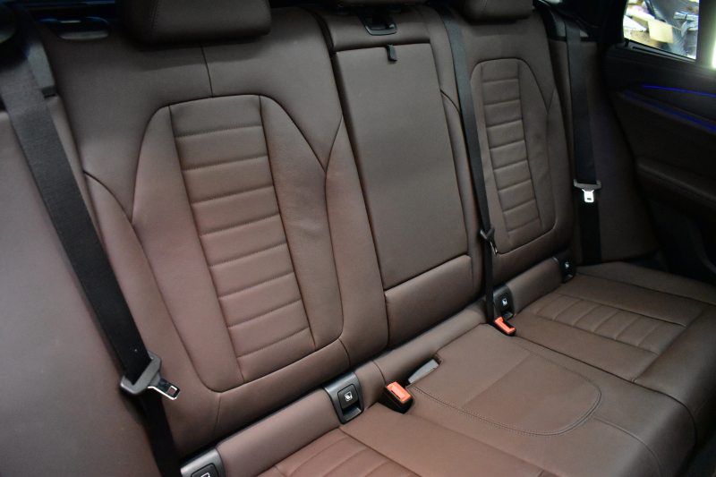 BMW X3 M40d  LCI後期 1ｵｰﾅｰ  ﾏｲﾙﾄﾞHV ｾﾚｸﾄP  ﾊﾟﾉﾗﾏｻﾝR 前席ﾍﾞﾝﾁﾚｰｼｮﾝ&全席ﾋｰﾀｰ付茶革 ﾊｰﾏﾝｶｰﾄﾞﾝ OP21AW 追従ACC HUD ｽﾃｱﾘﾝｸﾞﾋｰﾀｰ 可変Mｻｽ Mｽﾎﾟｰﾂﾌﾞﾚｰｷ&ﾃﾞﾌ ｼﾞｪｽﾁｬC付ﾀｯﾁﾊﾟﾈﾙﾅﾋﾞ ﾌﾙｾｸﾞ 全周囲ｶﾒﾗ  電動Rｹﾞｰﾄ 2年保証