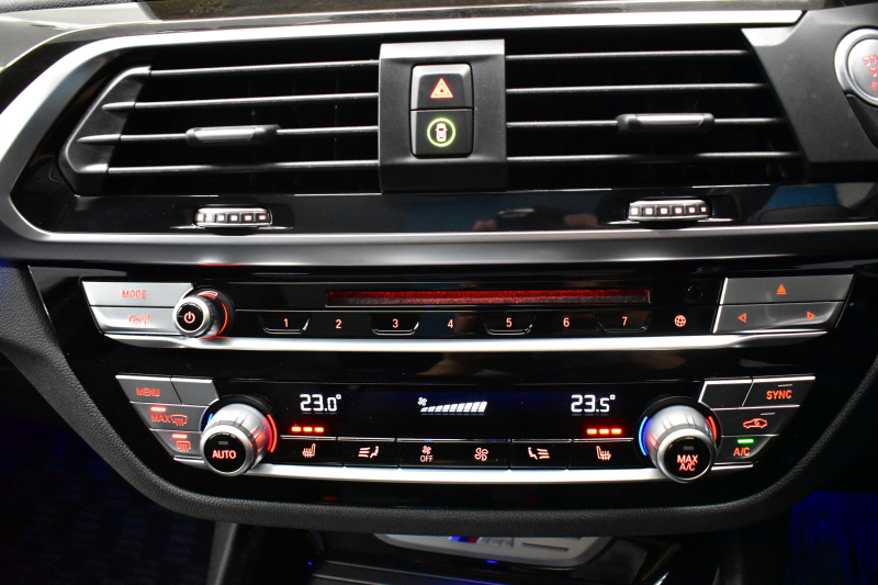 BMW X3 M40d ｾﾚｸﾄ&ﾊｲﾗｲﾝP 326馬力 ﾊﾟﾉﾗﾏｻﾝR 全席ﾋｰﾀｰ付黒革 ﾊｰﾏﾝｶｰﾄﾞﾝ 21AW 追従ACC HUD Mｽﾎﾟｰﾂﾌﾞﾚｰｷ&ﾃﾞﾌ ﾀｯﾁﾊﾟﾈﾙﾅﾋﾞ ﾌﾙｾｸﾞ 全周囲ｶﾒﾗ3Dﾋﾞｭｰ ｱﾀﾞﾌﾟﾃｨﾌﾞLEDﾍｯﾄﾞﾗｲﾄ 電動Rｹﾞｰﾄ ﾜｲﾔﾚｽ充電 液晶ﾒｰﾀｰ 2年保証