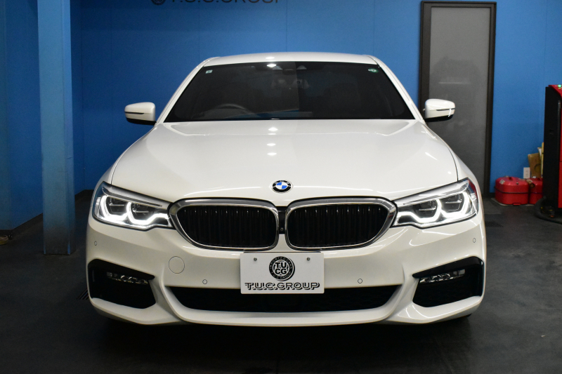 BMW 5シリーズ 530i Mｽﾎﾟｰﾂ 1ｵｰﾅｰ ｺﾝﾌｫｰﾄ&ﾊｲﾗｲﾝP ｱﾀﾞﾌﾟﾃｨﾌﾞLEDﾍｯﾄﾞﾗｲﾄ 前席ﾍﾞﾝﾁ&ﾏｯｻｰｼﾞ&全席ﾋｰﾀｰ付黒革 追従ACC ｿﾌﾄｸﾛｰｽﾞ ﾀｯﾁﾊﾟﾈﾙHDDﾅﾋﾞ 全周囲ｶﾒﾗ3Dﾋﾞｭｰ Pｱｼｽﾄ 車線変更&逸脱&歩行者警告 衝突軽減B 19AW 電動ﾄﾗﾝｸ 2年保証