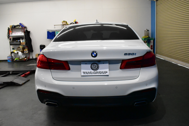 BMW 5シリーズ 530i Mｽﾎﾟｰﾂ 1ｵｰﾅｰ ｺﾝﾌｫｰﾄ&ﾊｲﾗｲﾝP ｱﾀﾞﾌﾟﾃｨﾌﾞLEDﾍｯﾄﾞﾗｲﾄ 前席ﾍﾞﾝﾁ&ﾏｯｻｰｼﾞ&全席ﾋｰﾀｰ付黒革 追従ACC ｿﾌﾄｸﾛｰｽﾞ ﾀｯﾁﾊﾟﾈﾙHDDﾅﾋﾞ 全周囲ｶﾒﾗ3Dﾋﾞｭｰ Pｱｼｽﾄ 車線変更&逸脱&歩行者警告 衝突軽減B 19AW 電動ﾄﾗﾝｸ 2年保証