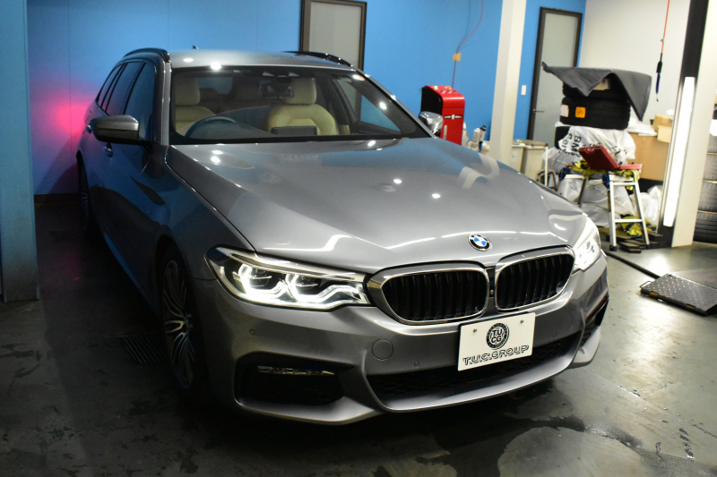 BMW 5シリーズ 523iﾂｰﾘﾝｸﾞ Mｽﾎﾟｰﾂ ﾊｲﾗｲﾝ 全席ﾋｰﾀｰ付ｷｬﾝﾍﾞﾗﾍﾞｰｼﾞｭﾚｻﾞｰ  追従ACC HUD ｱﾀﾞﾌﾟﾃｨﾌﾞLEDﾍｯﾄﾞﾗｲﾄ ﾀｯﾁﾊﾟﾈﾙHDDﾅﾋﾞ 全周囲ｶﾒﾗ3Dﾋﾞｭｰ Pｱｼｽﾄ 衝突軽減ﾌﾞﾚｰｷ 車線変更&逸脱&歩行者警告 液晶ﾒｰﾀｰ  19AW 2年保証