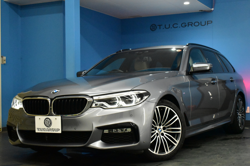 BMW 5シリーズ 523iﾂｰﾘﾝｸﾞ Mｽﾎﾟｰﾂ ﾊｲﾗｲﾝ 全席ﾋｰﾀｰ付ｷｬﾝﾍﾞﾗﾍﾞｰｼﾞｭﾚｻﾞｰ  追従ACC HUD ｱﾀﾞﾌﾟﾃｨﾌﾞLEDﾍｯﾄﾞﾗｲﾄ ﾀｯﾁﾊﾟﾈﾙHDDﾅﾋﾞ 全周囲ｶﾒﾗ3Dﾋﾞｭｰ Pｱｼｽﾄ 衝突軽減ﾌﾞﾚｰｷ 車線変更&逸脱&歩行者警告 液晶ﾒｰﾀｰ  19AW 2年保証