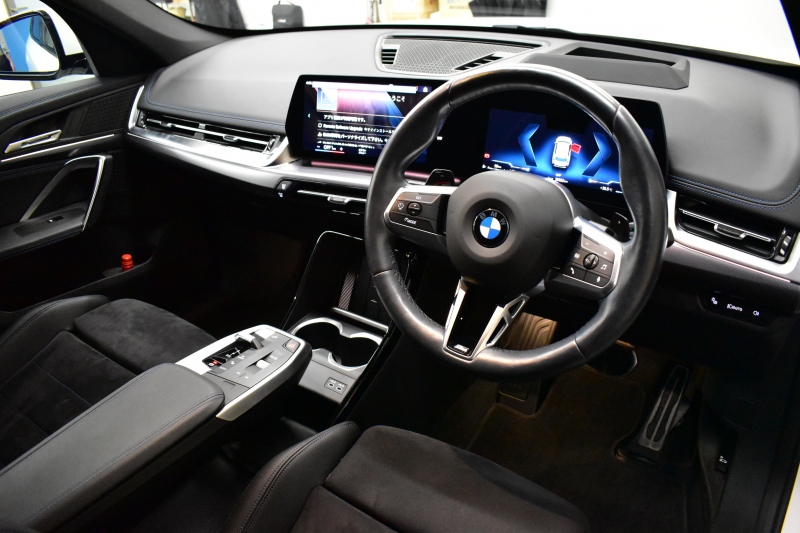 BMW X1 Xﾄﾞﾗｲﾌﾞ20d Mｽﾎﾟｰﾂ  ﾏｲﾙﾄﾞﾊｲﾌﾞﾘｯﾄﾞ 7速DCT 4WD 1ｵｰﾅｰ ﾃｸﾉﾛｼﾞｰP  ｶｰﾌﾞﾄﾞﾃﾞｨｽﾌﾟﾚｲ ﾗｲﾌﾞｺｯｸﾋﾟｯﾄ  ﾋｰﾀｰ付電動ﾊｰﾌﾚｻﾞｰｽﾎﾟｰﾂｼｰﾄ ACC HUD OP19AW 可変Mｻｽ  LEDﾍｯﾄﾞﾗｲﾄ ﾀｯﾁﾊﾟﾈﾙﾅﾋﾞ全周囲ｶﾒﾗ3Dﾋﾞｭｰ 電動Rｹﾞｰﾄ2年保証