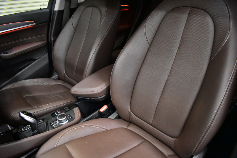 BMW X1 Xdrive18d Xﾗｲﾝ LCI後期 ﾌｪｲｽﾘﾌﾄ後ﾓﾃﾞﾙ 4WD ﾊｲﾗｲﾝ&ｺﾝﾌｫｰﾄP 追従ACC ﾋｰﾀｰ付電動ﾓｶﾚｻﾞｰ LEDﾍｯﾄﾞﾗｲﾄ 車線逸脱&歩行者警告 衝突軽減ﾌﾞﾚｰｷ ﾀｯﾁﾊﾟﾈﾙﾅﾋﾞBｶﾒﾗ 電動Rｹﾞｰﾄ 18AW 2年保証