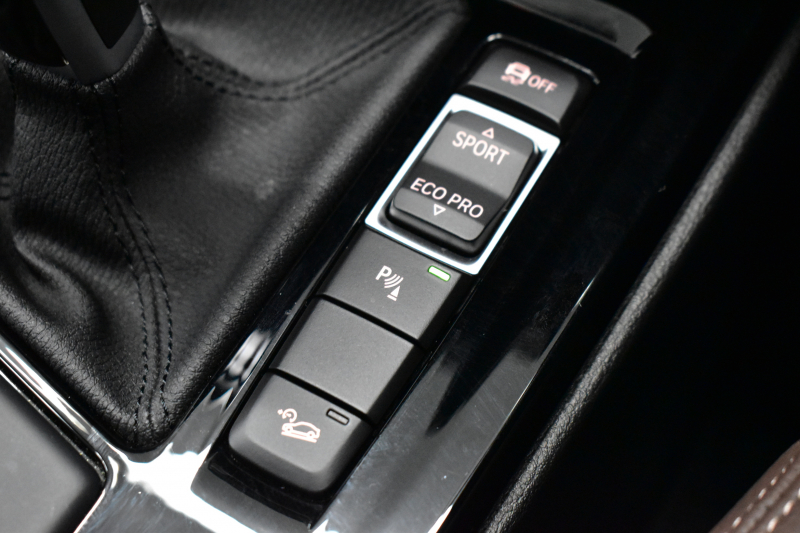 BMW X1 Xdrive18d Xﾗｲﾝ LCI後期 ﾌｪｲｽﾘﾌﾄ後ﾓﾃﾞﾙ 4WD ﾊｲﾗｲﾝ&ｺﾝﾌｫｰﾄP 追従ACC ﾋｰﾀｰ付電動ﾓｶﾚｻﾞｰ LEDﾍｯﾄﾞﾗｲﾄ 車線逸脱&歩行者警告 衝突軽減ﾌﾞﾚｰｷ ﾀｯﾁﾊﾟﾈﾙﾅﾋﾞBｶﾒﾗ 電動Rｹﾞｰﾄ 18AW 2年保証
