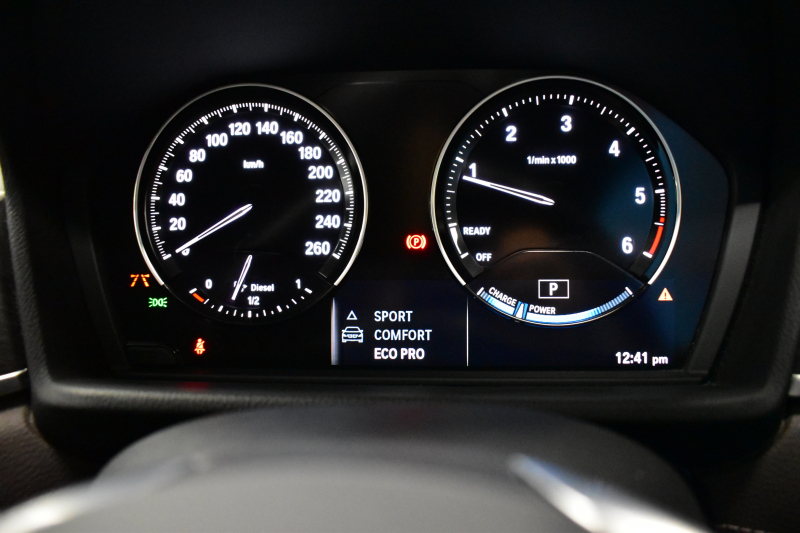 BMW X1 Xdrive18d Xﾗｲﾝ LCI後期 ﾌｪｲｽﾘﾌﾄ後ﾓﾃﾞﾙ 4WD ﾊｲﾗｲﾝ&ｺﾝﾌｫｰﾄP 追従ACC ﾋｰﾀｰ付電動ﾓｶﾚｻﾞｰ LEDﾍｯﾄﾞﾗｲﾄ 車線逸脱&歩行者警告 衝突軽減ﾌﾞﾚｰｷ ﾀｯﾁﾊﾟﾈﾙﾅﾋﾞBｶﾒﾗ 電動Rｹﾞｰﾄ 18AW 2年保証