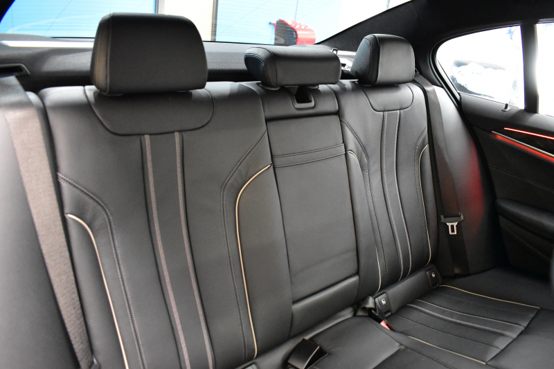 BMW 5シリーズ 530i Mｽﾎﾟｰﾂ 型式変更後モデル「JR20」ｾﾚｸﾄ&ﾊｲﾗｲﾝP ｻﾝﾙｰﾌ  全席ﾋｰﾀｰ付黒革 追従ACC HUD ﾊｰﾏﾝｶｰﾄﾞﾝ 4ｿﾞｰﾝAC 全面液晶ﾒｰﾀｰ LEDﾍｯﾄﾞﾗｲﾄ ﾀｯﾁﾊﾟﾈﾙHDDﾅﾋﾞ 全周囲ｶﾒﾗ3Dﾋﾞｭｰ Pｱｼｽﾄ 全面液晶ﾒｰﾀｰ 19AW Mﾊﾟﾌｫｰﾏﾝｽﾊﾟｰﾂ 電動ﾄﾗﾝｸ 2年保証