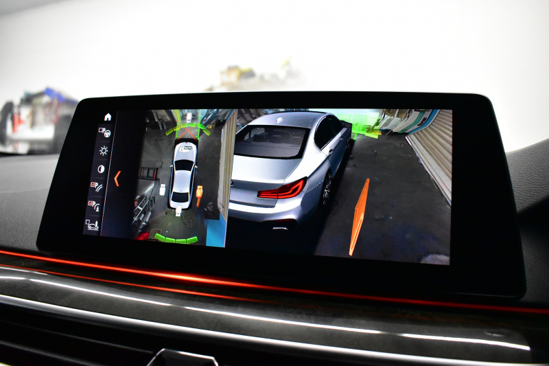BMW 5シリーズ 530i Mｽﾎﾟｰﾂ 型式変更後モデル「JR20」ｾﾚｸﾄ&ﾊｲﾗｲﾝP ｻﾝﾙｰﾌ  全席ﾋｰﾀｰ付黒革 追従ACC HUD ﾊｰﾏﾝｶｰﾄﾞﾝ 4ｿﾞｰﾝAC 全面液晶ﾒｰﾀｰ LEDﾍｯﾄﾞﾗｲﾄ ﾀｯﾁﾊﾟﾈﾙHDDﾅﾋﾞ 全周囲ｶﾒﾗ3Dﾋﾞｭｰ Pｱｼｽﾄ 全面液晶ﾒｰﾀｰ 19AW Mﾊﾟﾌｫｰﾏﾝｽﾊﾟｰﾂ 電動ﾄﾗﾝｸ 2年保証