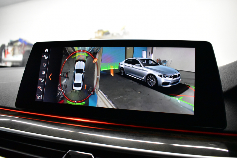 BMW 5シリーズ 530i Mｽﾎﾟｰﾂ 型式変更後モデル「JR20」ｾﾚｸﾄ&ﾊｲﾗｲﾝP ｻﾝﾙｰﾌ  全席ﾋｰﾀｰ付黒革 追従ACC HUD ﾊｰﾏﾝｶｰﾄﾞﾝ 4ｿﾞｰﾝAC 全面液晶ﾒｰﾀｰ LEDﾍｯﾄﾞﾗｲﾄ ﾀｯﾁﾊﾟﾈﾙHDDﾅﾋﾞ 全周囲ｶﾒﾗ3Dﾋﾞｭｰ Pｱｼｽﾄ 全面液晶ﾒｰﾀｰ 19AW Mﾊﾟﾌｫｰﾏﾝｽﾊﾟｰﾂ 電動ﾄﾗﾝｸ 2年保証